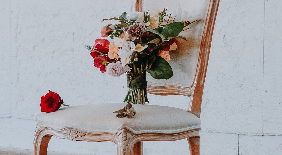 Оновлення стільця вдома Реставрація старого стільця: покрокова інструкція з оновлення в домашніх умовах.