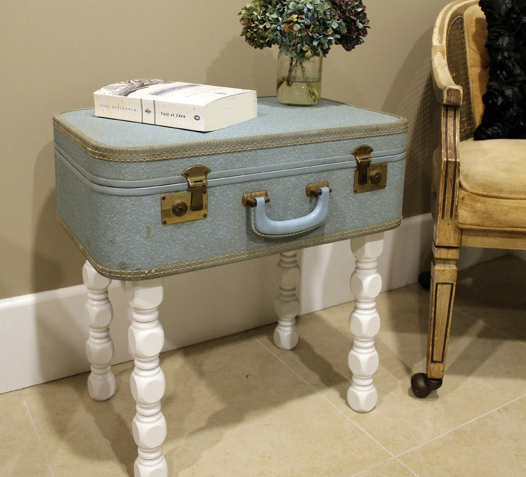 Вінтажна валіза-столик Журнальний столик з валізи: вінтажні меблі для дому, зроблені своїми руками у 2026 році.