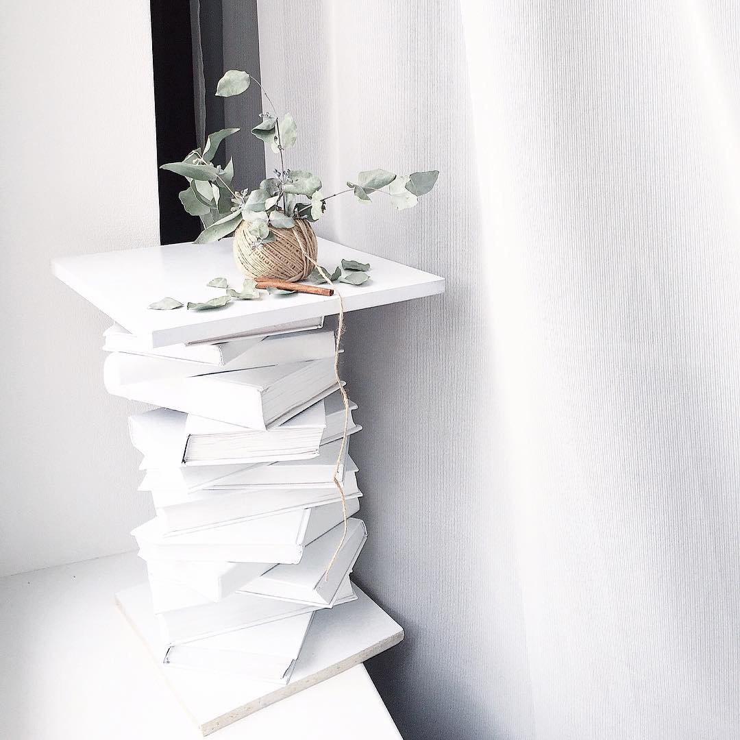 Книжковий столик Журнальний столик з книг своїми руками: креативні меблі для дому в стилі вінтаж.