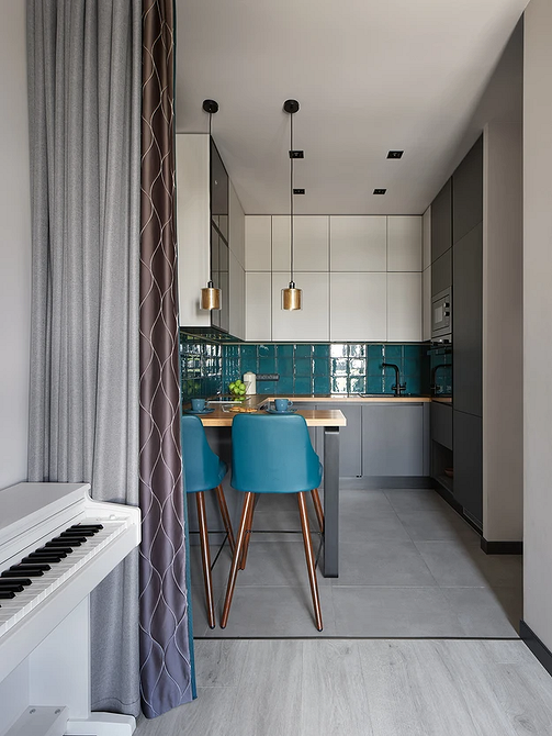 Функціональність на максимум Планування маленької кімнати з використанням багатофункціональних меблів для економії місця