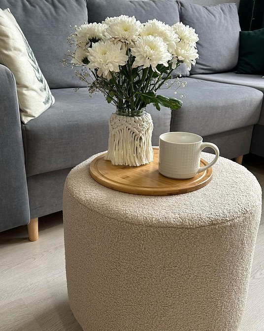 Економія з пуфіком Майстер-клас з виготовлення пуфика з коробок: простий і економний спосіб.