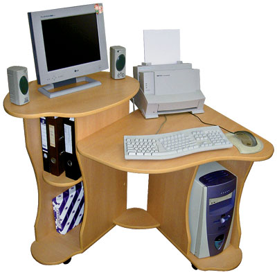 Зручний комп'ютерний стіл Ергономічний комп'ютерний стіл з регульованою висотою для комфортної роботи вдома.