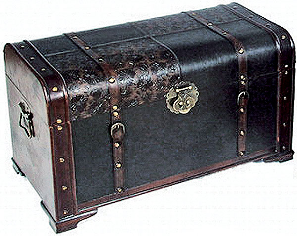 Плетені меблі на балконі Затишний балкон з плетеними меблями, що створює оазу спокою у міському стилі лофт.