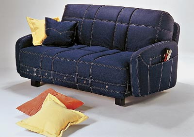 Велюровий диван: затишок Диван з м'якою велюровою оббивкою та подушками – символ затишку та комфорту.