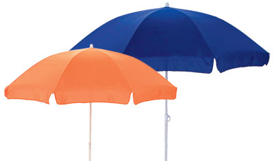 Плетені крісла: релакс Плетені садові меблі 2026: зручні крісла для релаксу на терасі з видом на сад.