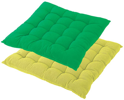 Вечеря під зірками Ковані садові меблі 2026: елегантний стіл та стільці для вечері з родиною.