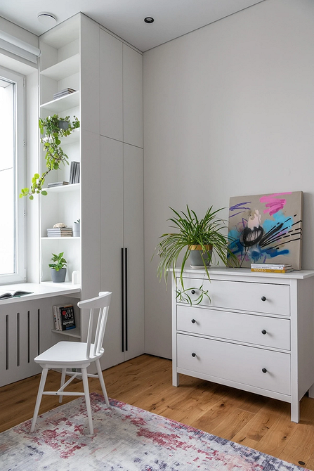 Металеві полиці: лофт Металеві настінні полиці в стилі лофт для сучасного інтер'єру.