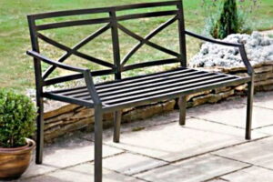 Вибираємо матеріали для меблів: повний гід від дерева до металу 🌳 4 - ліжка та матраци Практичні поради щодо вибору матеріалів для виготовлення меблів