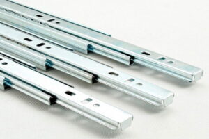 Вибираємо матеріали для меблів: повний гід від дерева до металу 🌳 14 - ліжка та матраци Практичні поради щодо вибору матеріалів для виготовлення меблів