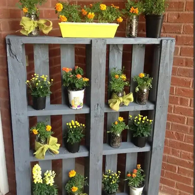 Релакс в саду з піддонів Садові меблі з піддонів: зручний куточок для релаксу та відпочинку на природі