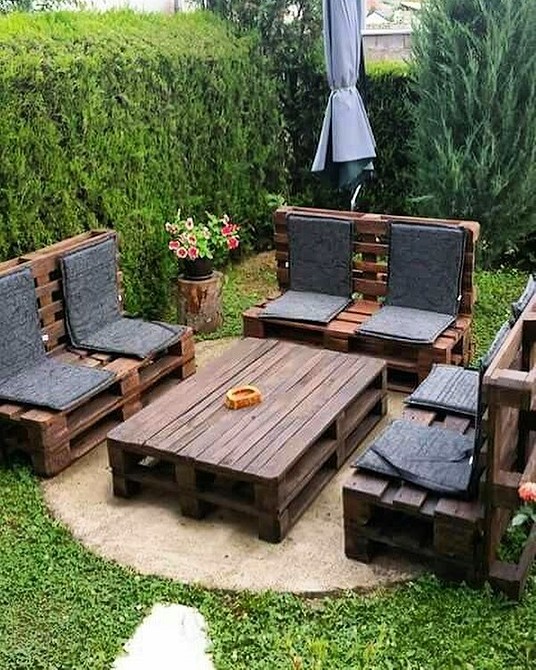 Бюджетні меблі diy Садові меблі з піддонів: бюджетне рішення для облаштування зони відпочинку. Фото 14.