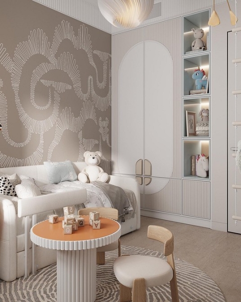 Кімната для дівчинки Дизайн дитячої кімнати 2026 для дівчинки з використанням ніжних кольорів та безпечних матеріалів.