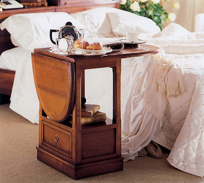 Організація зберігання Спальня з чудовою організацією зберігання та сучасними елементами дизайну.