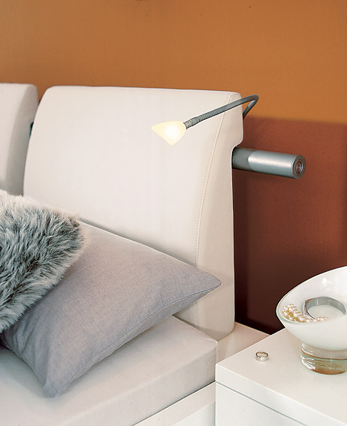 Ідеальна організація Сучасна спальня з ідеальною організацією зберігання